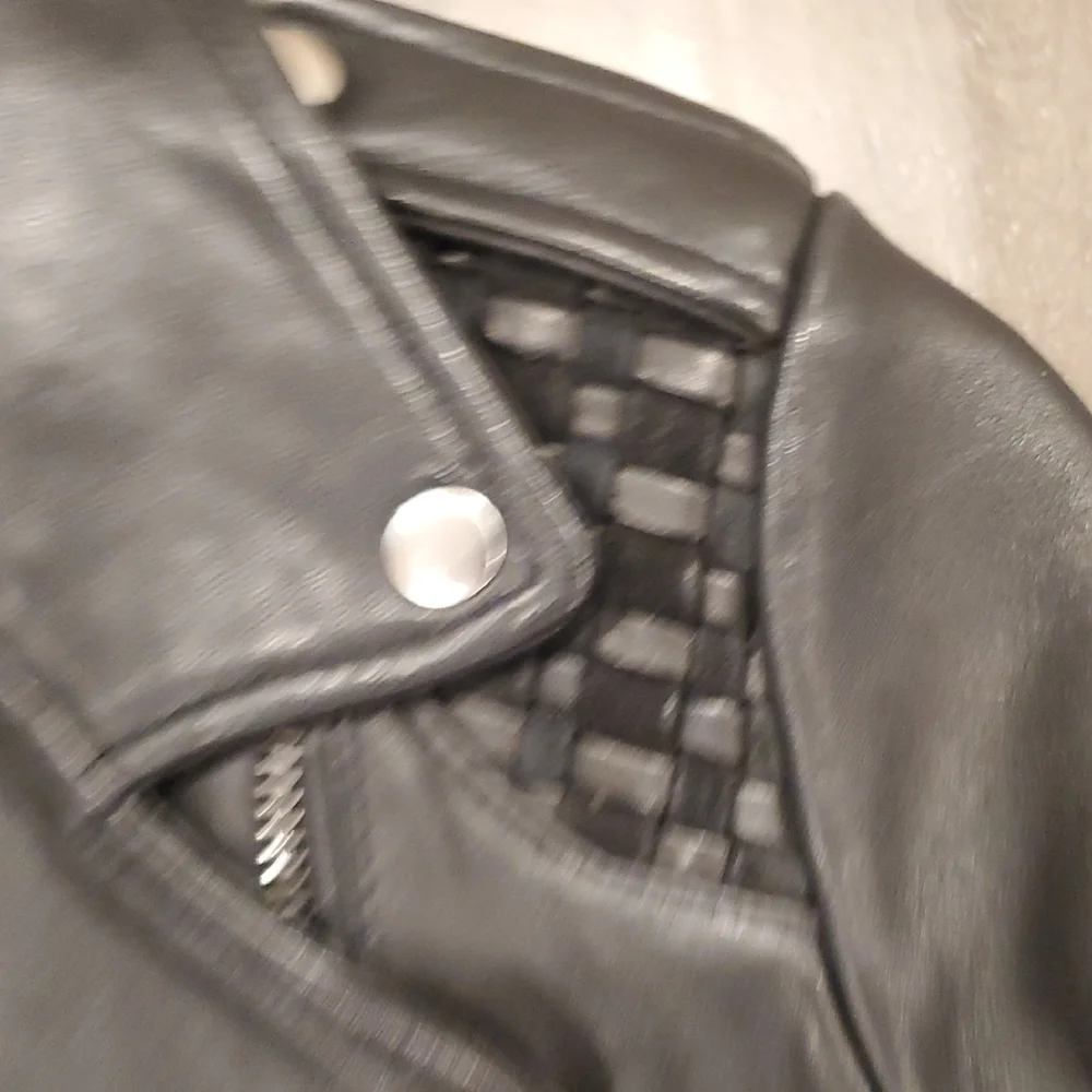 Maje Sleek Black Leather Jacket - Picture 3 of 11